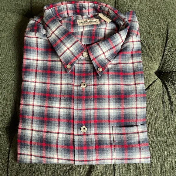 Flannel - Picture 1 of 3